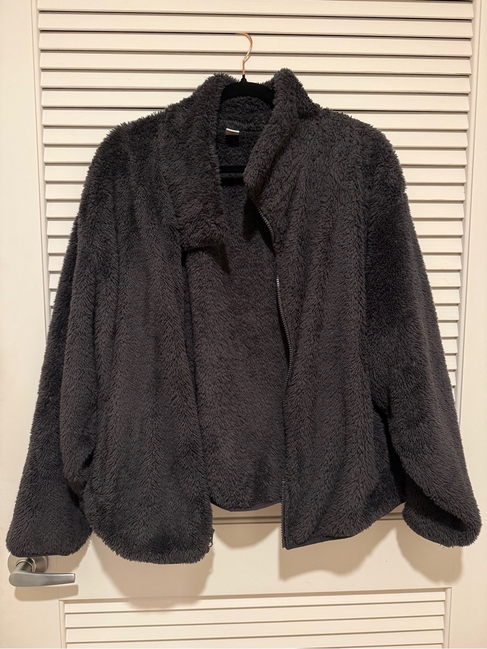 Old Navy Gray Plush Sherpa Jacket / XXL